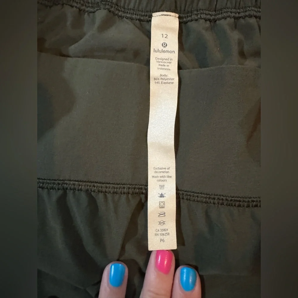 NWOT Lululemon Sun Setter  Dark Green Size 12 Joggers - Picture 5 of 5